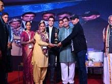 MFOI Awards 2024: ଦୁଗ୍ଧ ଚାଷୀ ରେନୁ MFOI 2024 ରେ 'ଜାତୀୟ ପୁରସ୍କାର' ରେ ସମ୍ମାନିତ ! MFOI Awards 2024: ଦୁଗ୍ଧ ଚାଷୀ ରେନୁ MFOI 2024 ରେ 'ଜାତୀୟ ପୁରସ୍କାର' ରେ ସମ୍ମାନିତ !