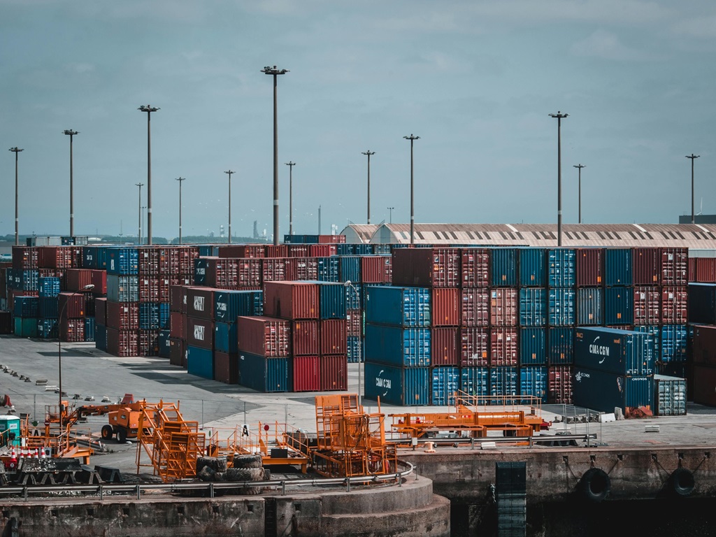 Major Ports Achieve Historic Milestones, image source - pexels