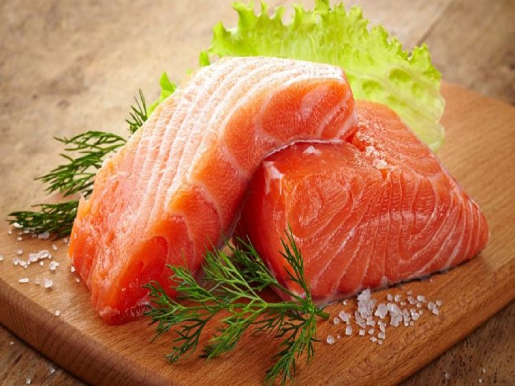 Benefits of eating salmon fish