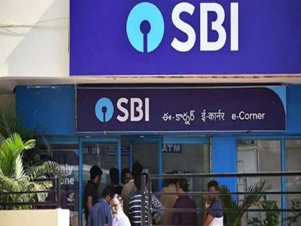 SBI bank account holders alert linking of pan with aadhaar is mandatory