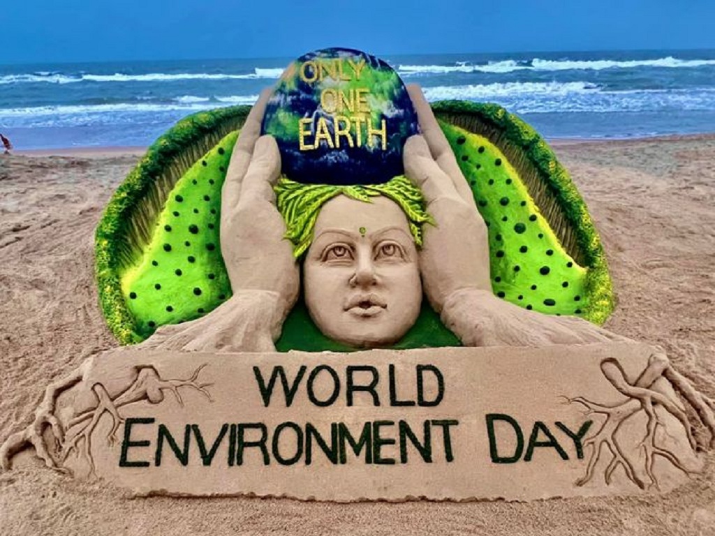 Sudarsan Pattnaik's Sand Art World Environment Day