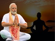 ମୋଦି କଲେ ଯୋଗ, ଭାରତୀୟ ରଙ୍ଗରେ ରଙ୍ଗିନ ବିଶ୍ବ